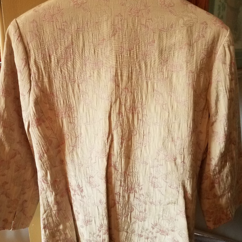 Tapestry suit - Picture 2 of 6